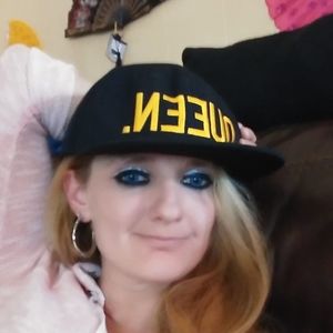 Meet your Posher, Robyn